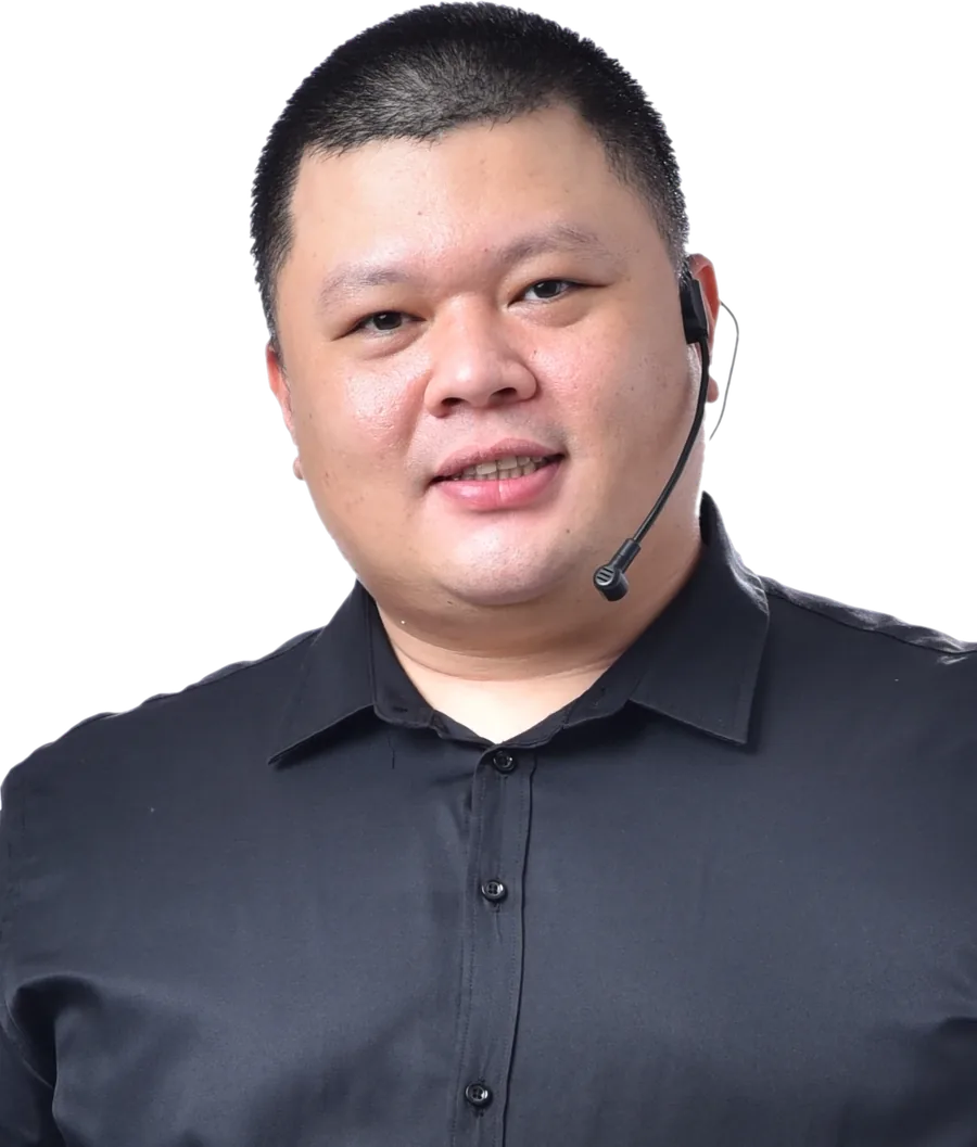 Jackcy Tân đang giảng dạy